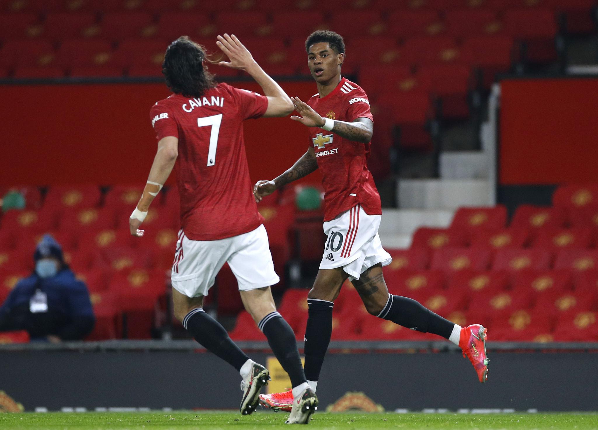 而在此背后 而在此背后